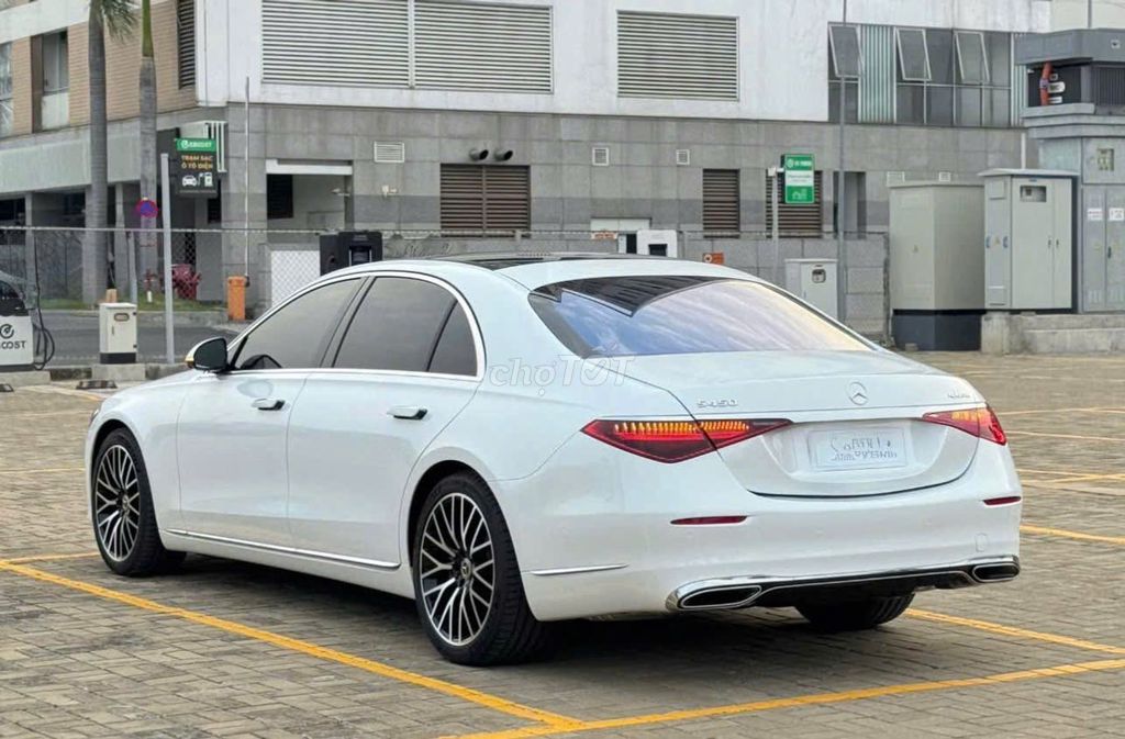 Mercedes-Benz - ảnh 4