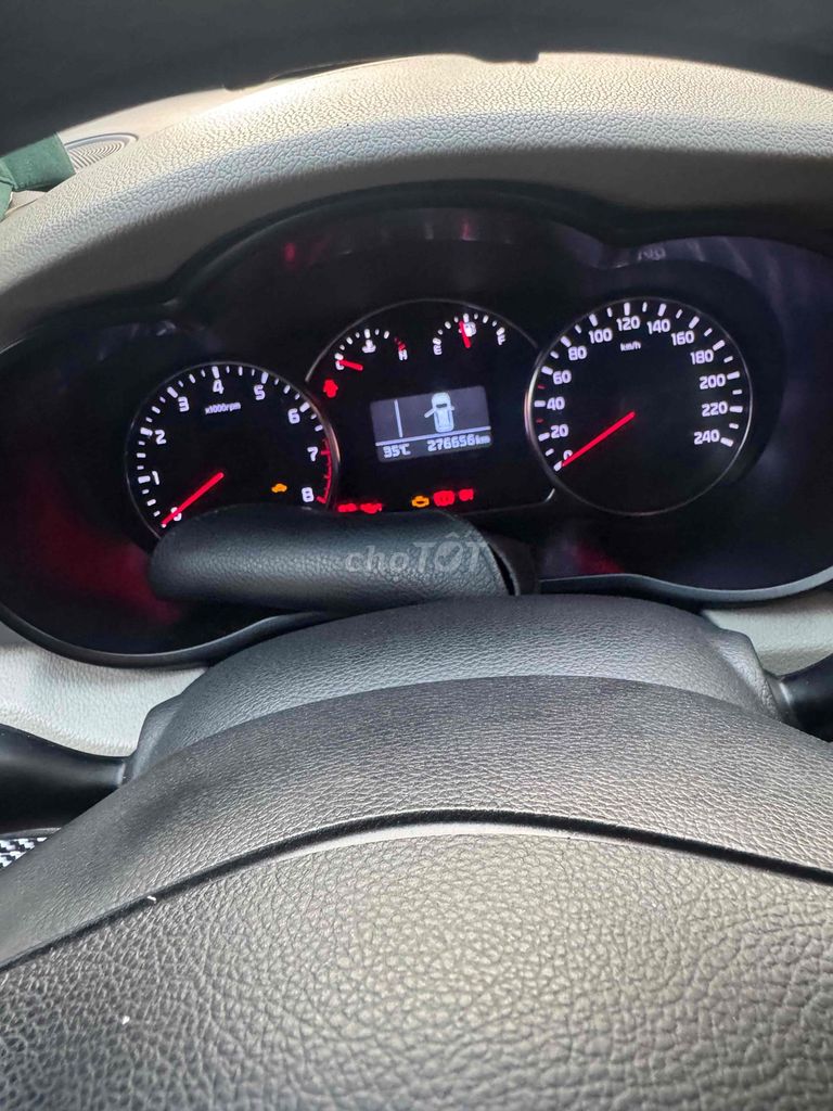 Kia Rondo 2017 - ảnh 2