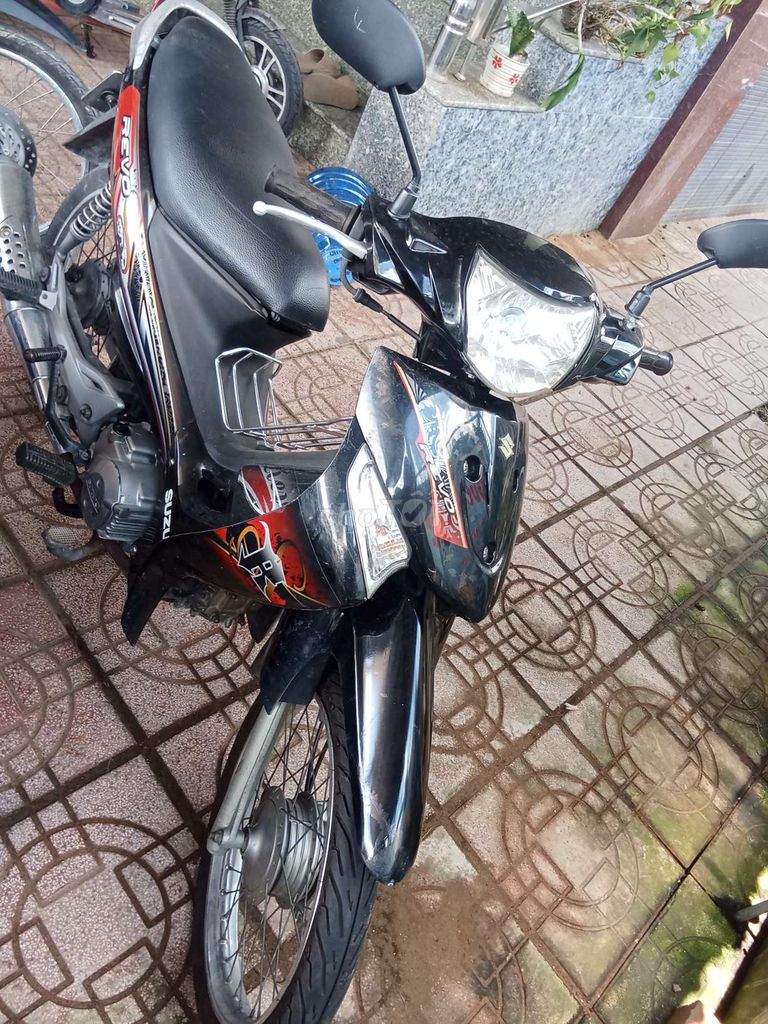 Suzuki 2006 - ảnh 2