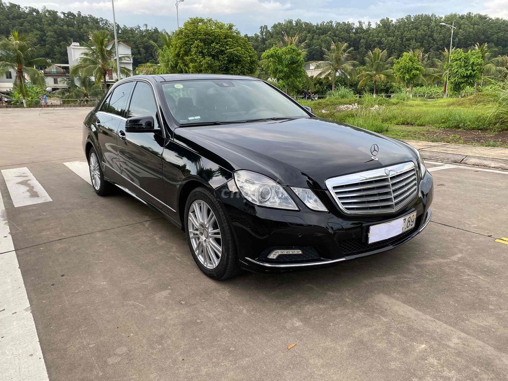 Mercedes-Benz 2009 - ảnh 2