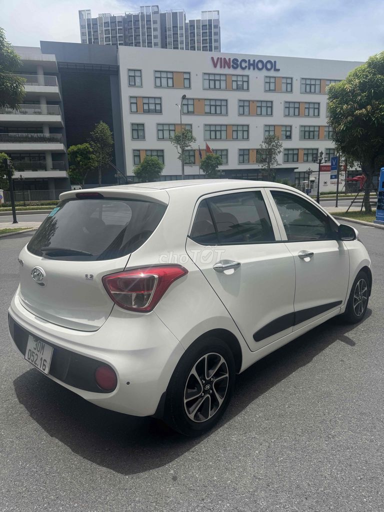 Hyundai i10 2018 - ảnh 1