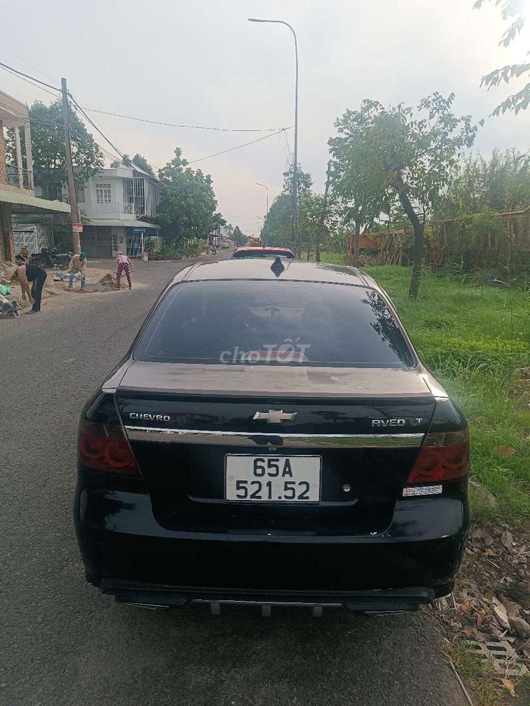 Chevrolet Aveo - ảnh 2