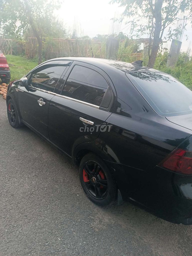 Chevrolet Aveo - ảnh 3