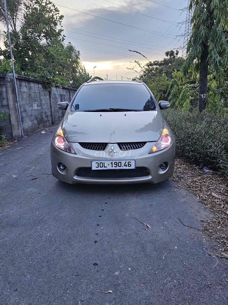Mitsubishi Grandis 2007 - ảnh 1