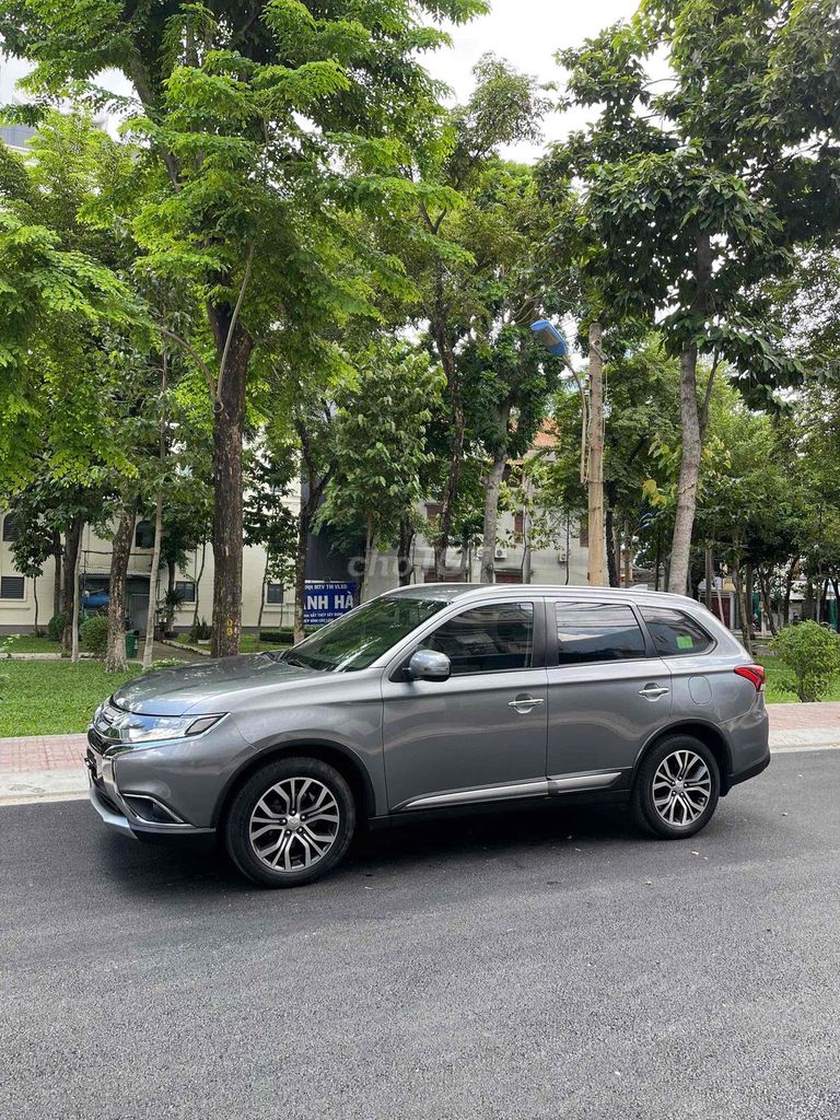 Mitsubishi Outlander 2019 - ảnh 3