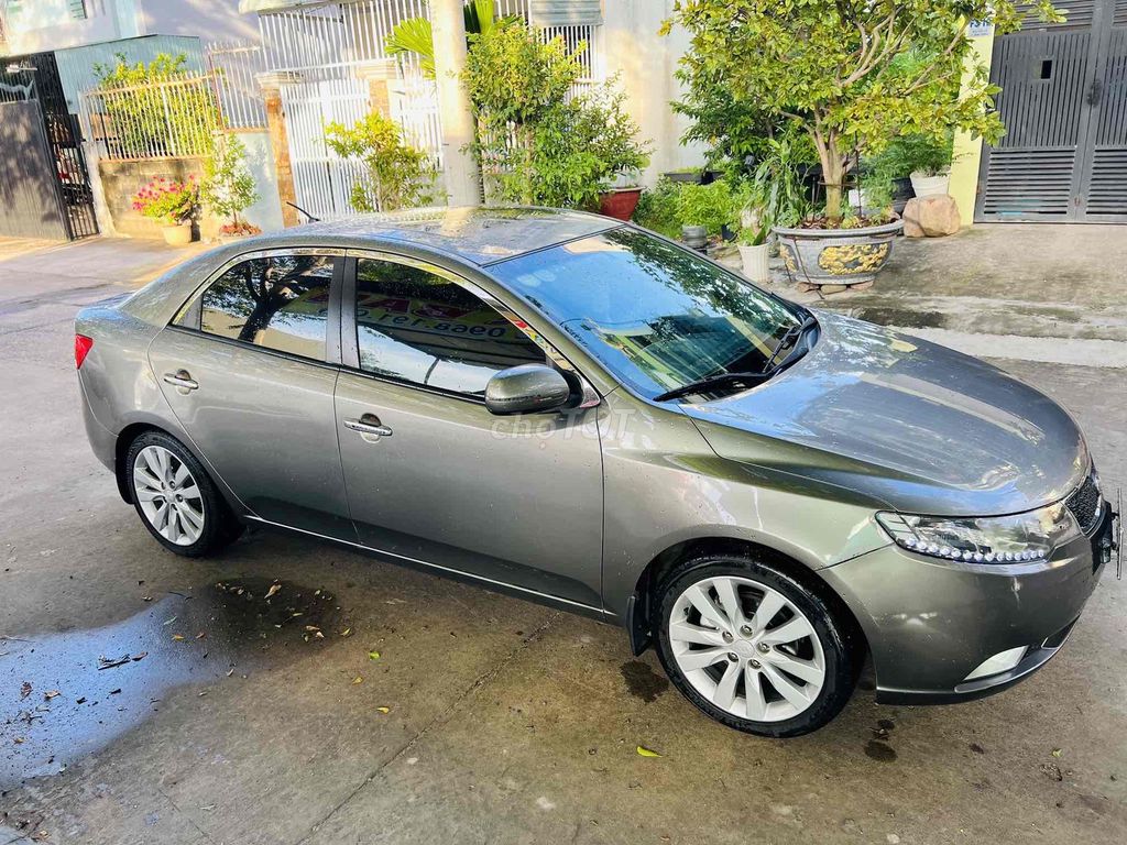 Kia Forte 2011 - ảnh 1