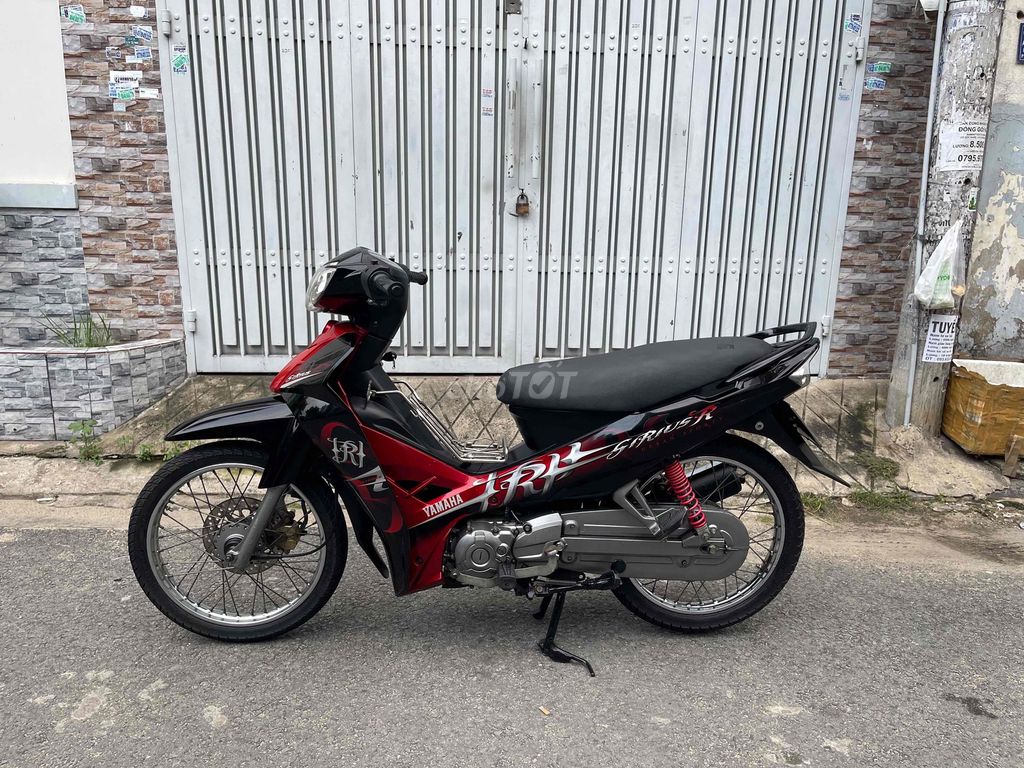 Yamaha Sirius 2012 - ảnh 2