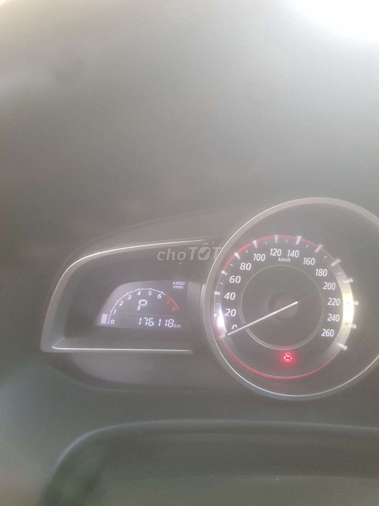 Mazda 3 - ảnh 2