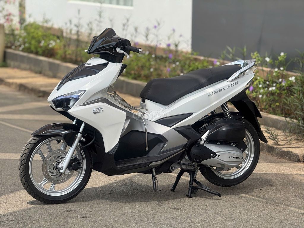 Air Blade 2017 - ảnh 2