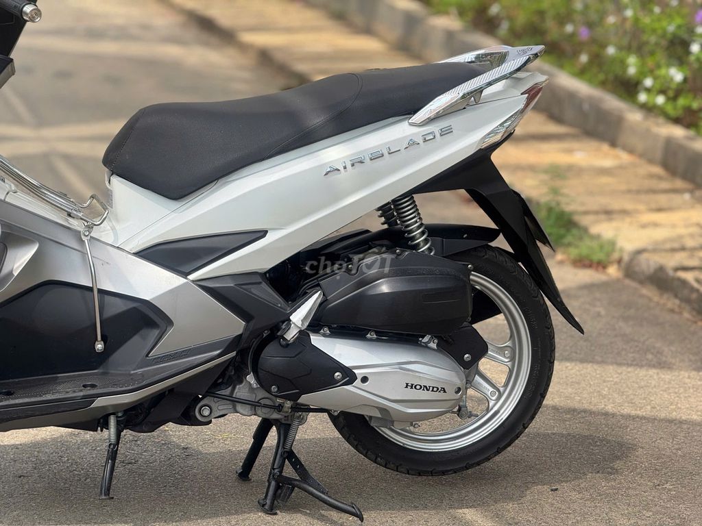 Air Blade 2017 - ảnh 3