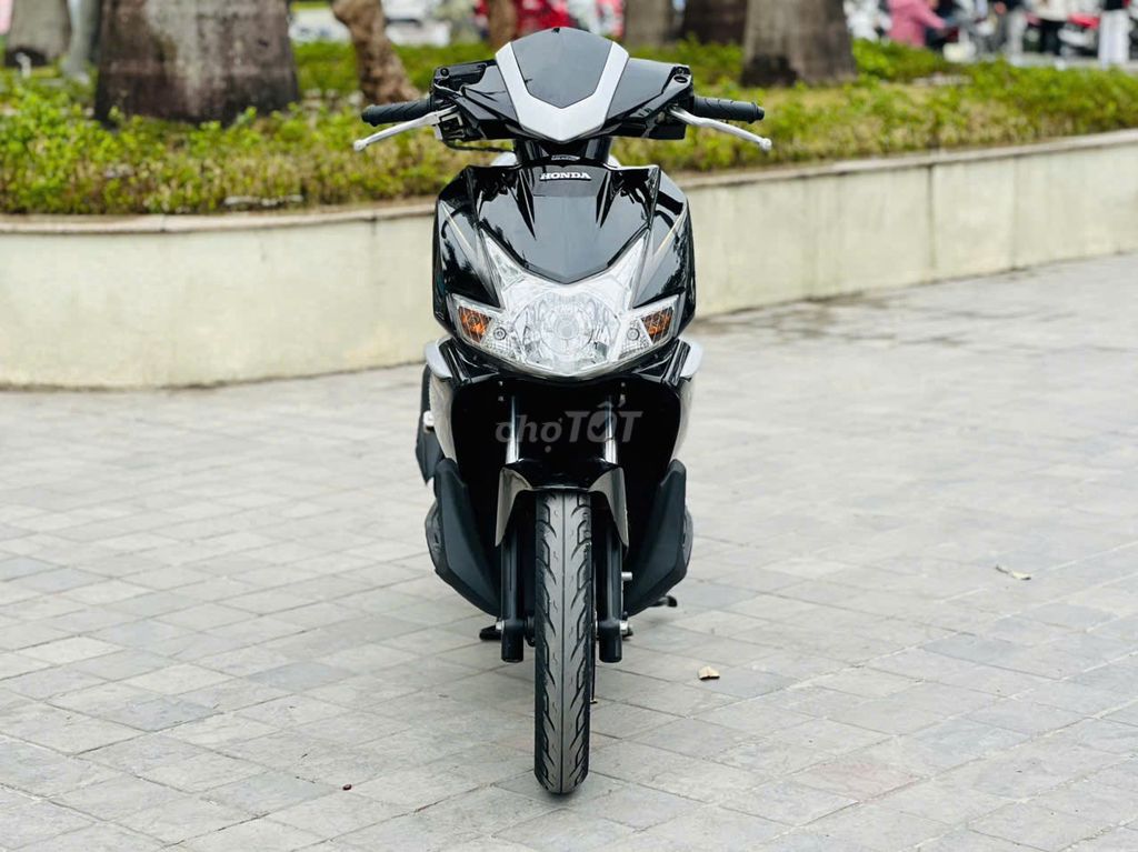 Honda Air Blade 2011 - ảnh 2