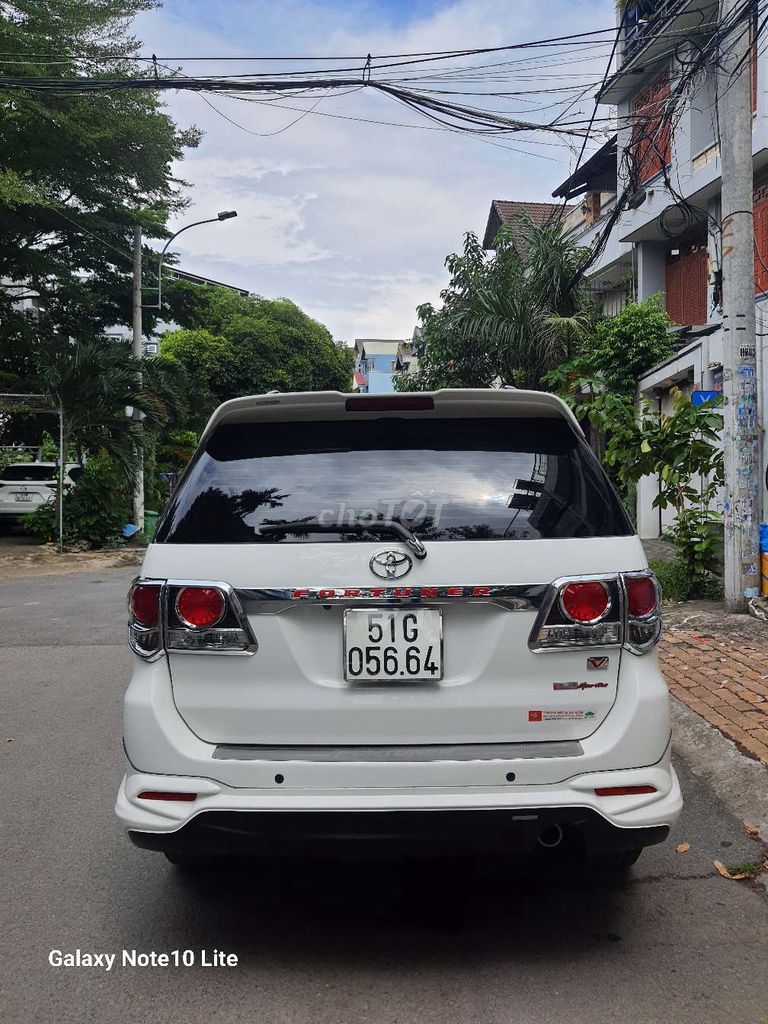 Toyota Fortuner 2016 - ảnh 3