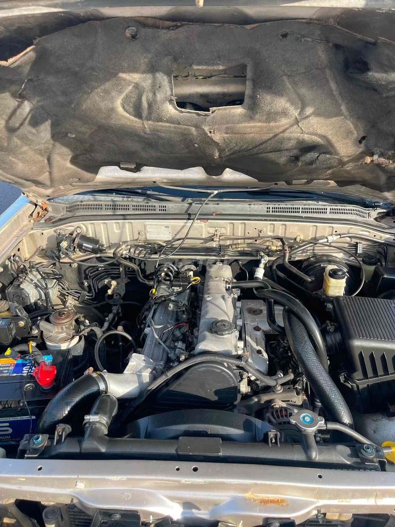 Ford Everest 2008 - ảnh 2