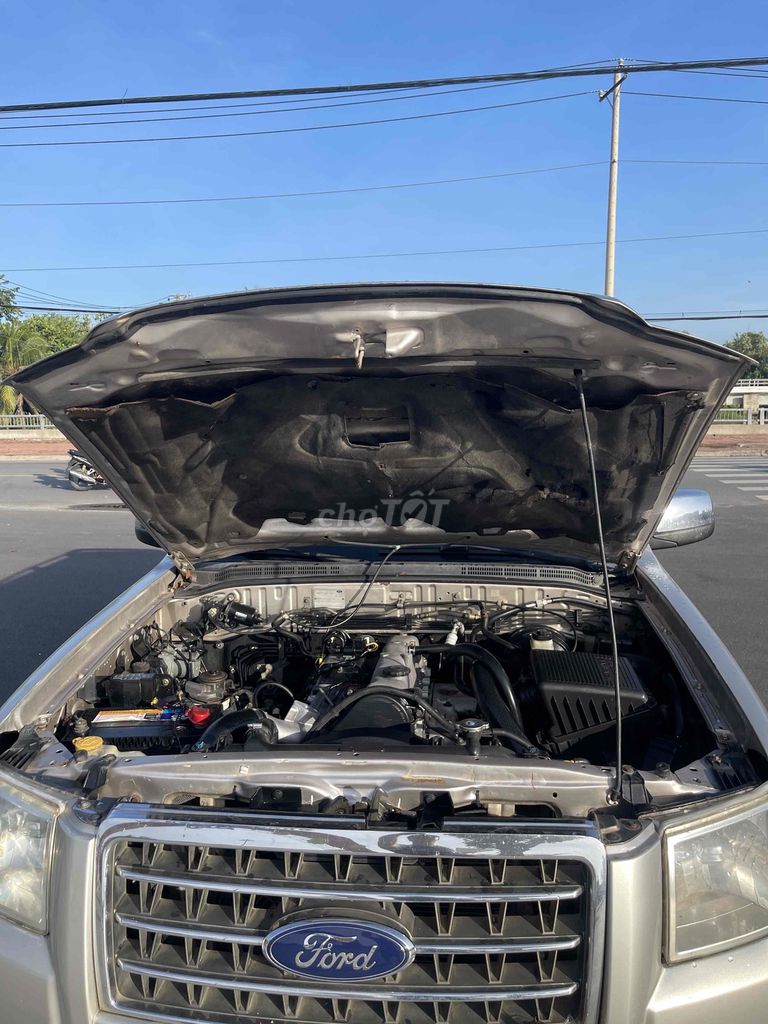 Ford Everest 2008 - ảnh 3