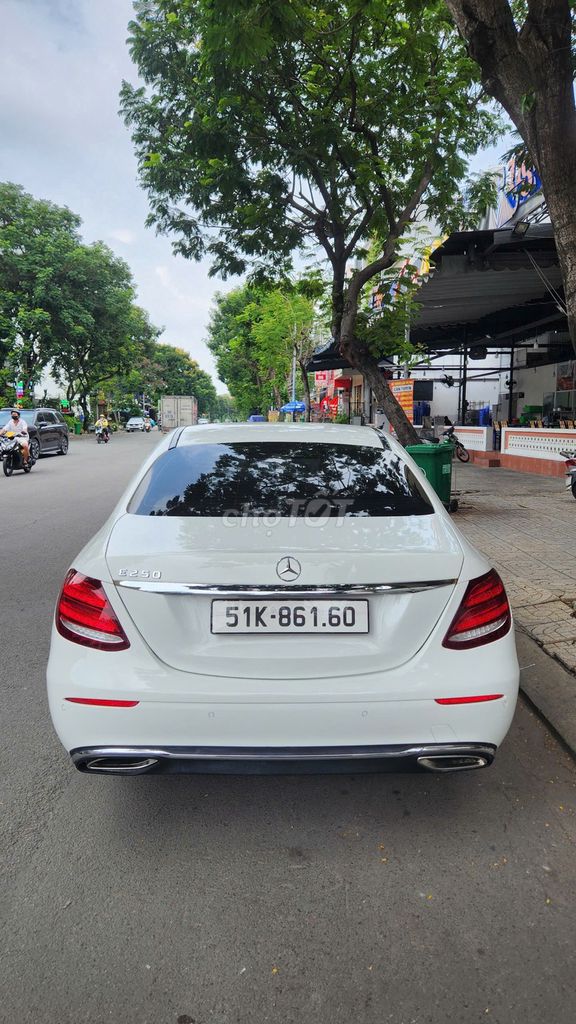 Mercedes-Benz 2018 - ảnh 3