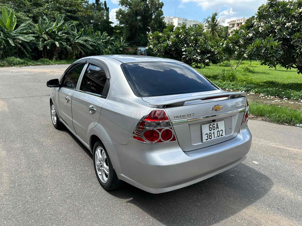Chevrolet Aveo 2016 - ảnh 2