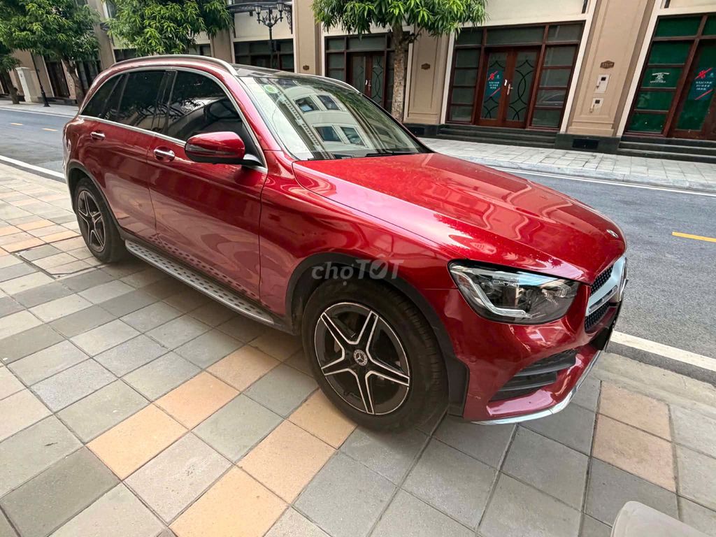 Mercedes-Benz GLC - ảnh 1