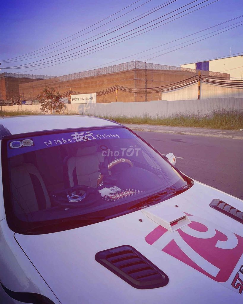 Ford Laser 2001 - ảnh 2