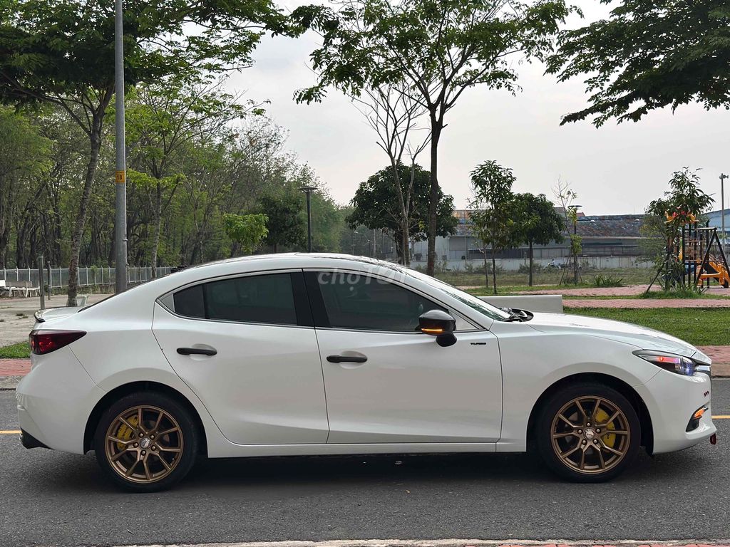 Mazda 3 2018 - ảnh 4