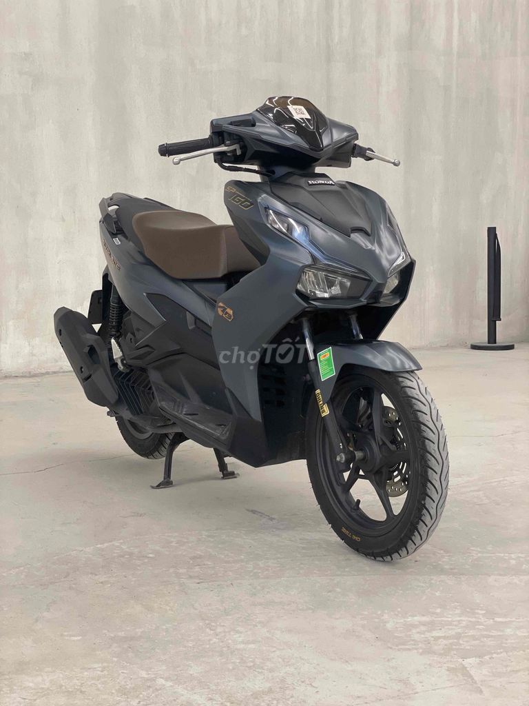 Honda Air Blade 2022 - ảnh 2