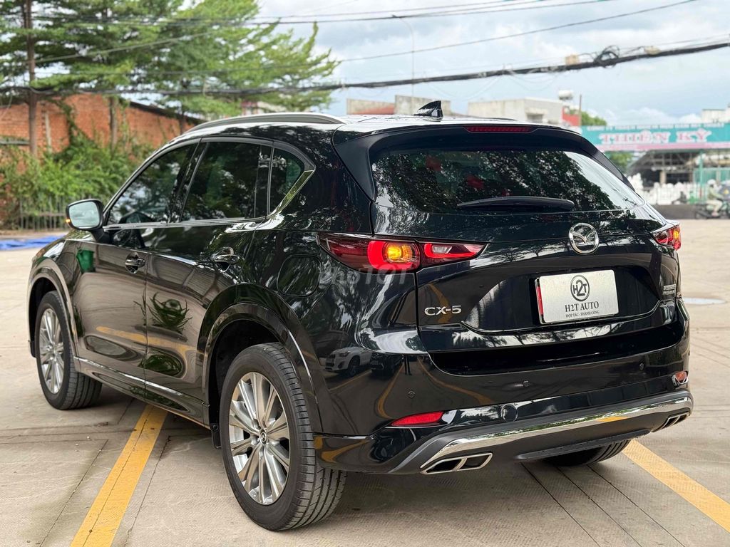Mazda 2025 - ảnh 3