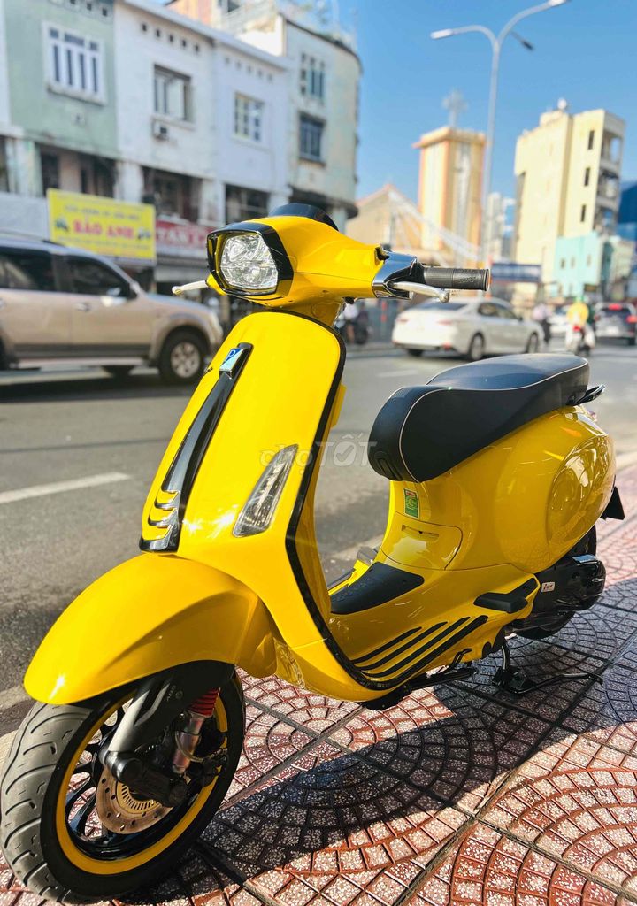 Piaggio Vespa 2022 - ảnh 1