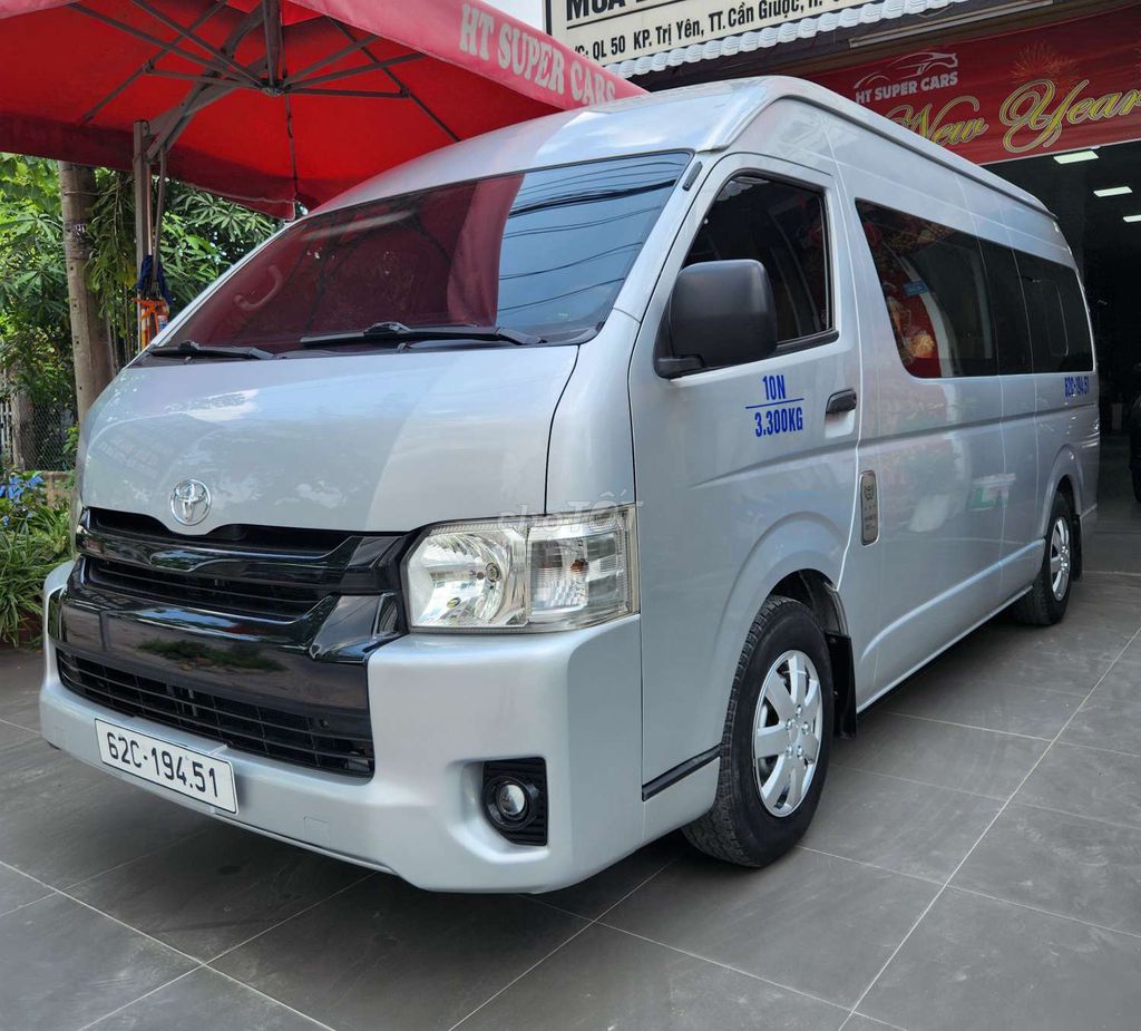 Toyota Hiace 2014 - ảnh 1