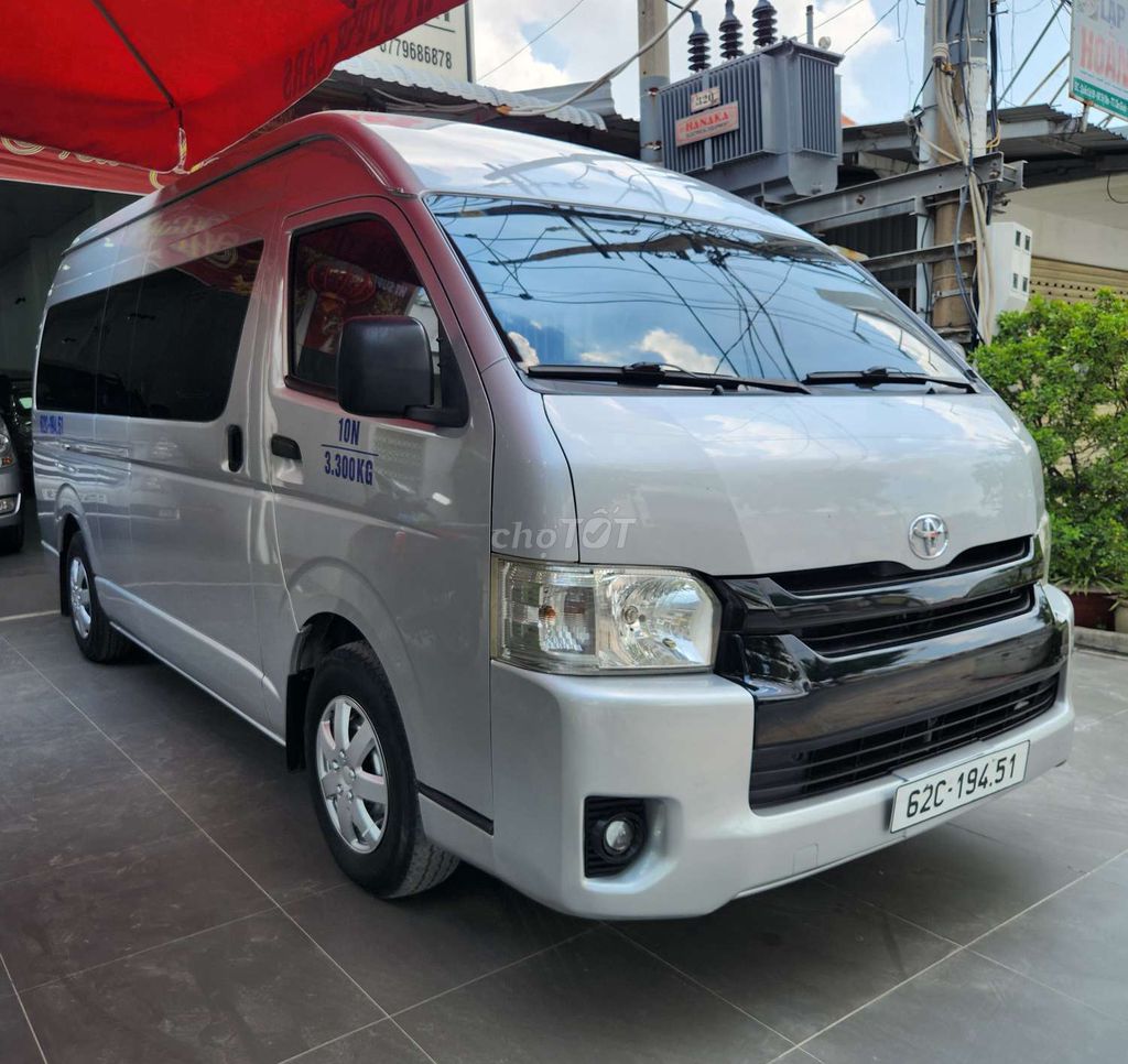 Toyota Hiace 2014 - ảnh 2