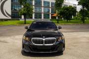 BMW 5 Series 530i M Sport 2025 - ảnh 1