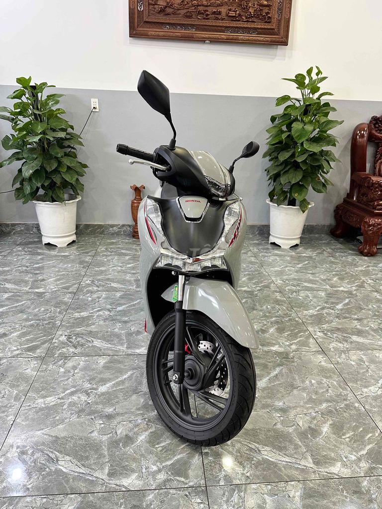 Honda SH 2025 - ảnh 1