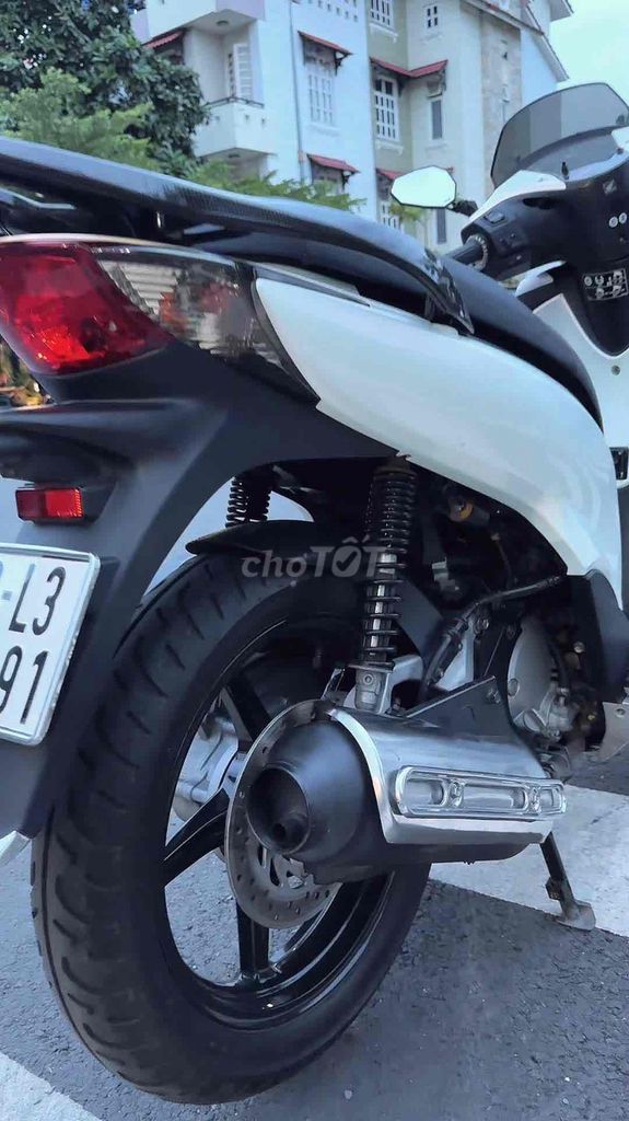Honda SH 2012 - ảnh 4