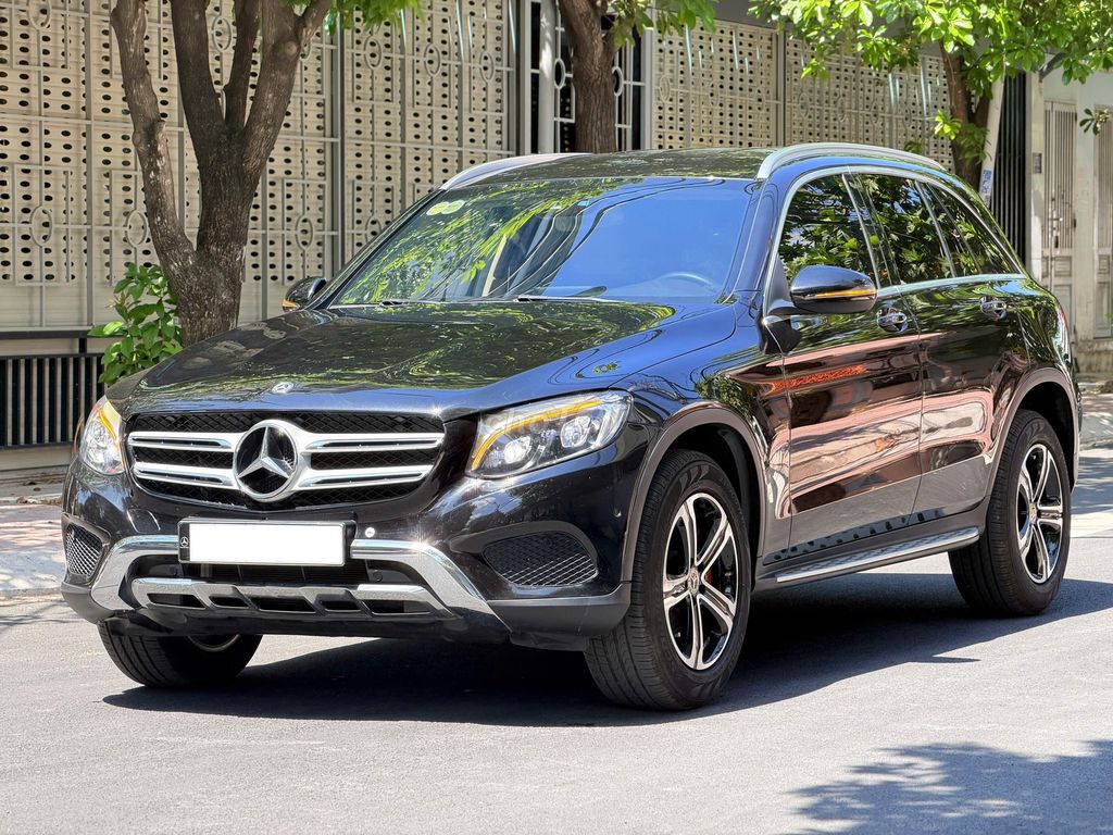 Mercedes-Benz 2018 - ảnh 2
