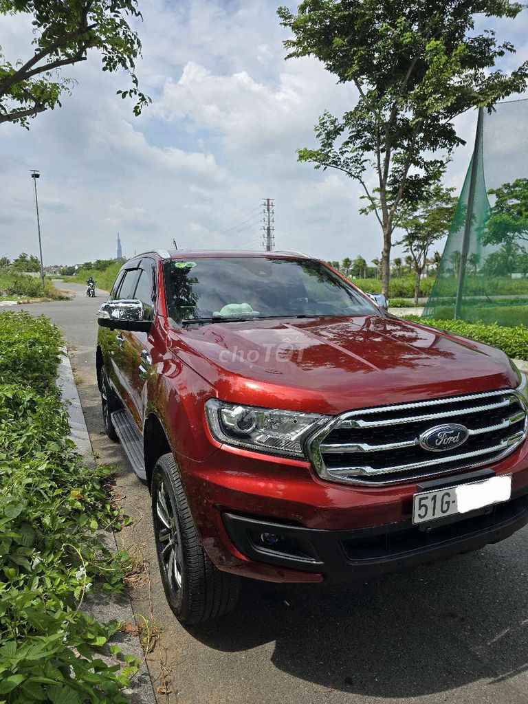 Ford Everest - ảnh 2