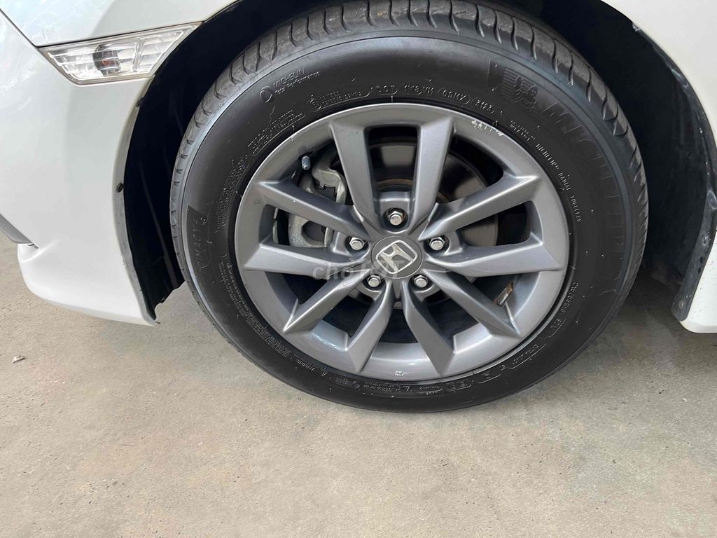 Honda Civic 2020 - ảnh 4