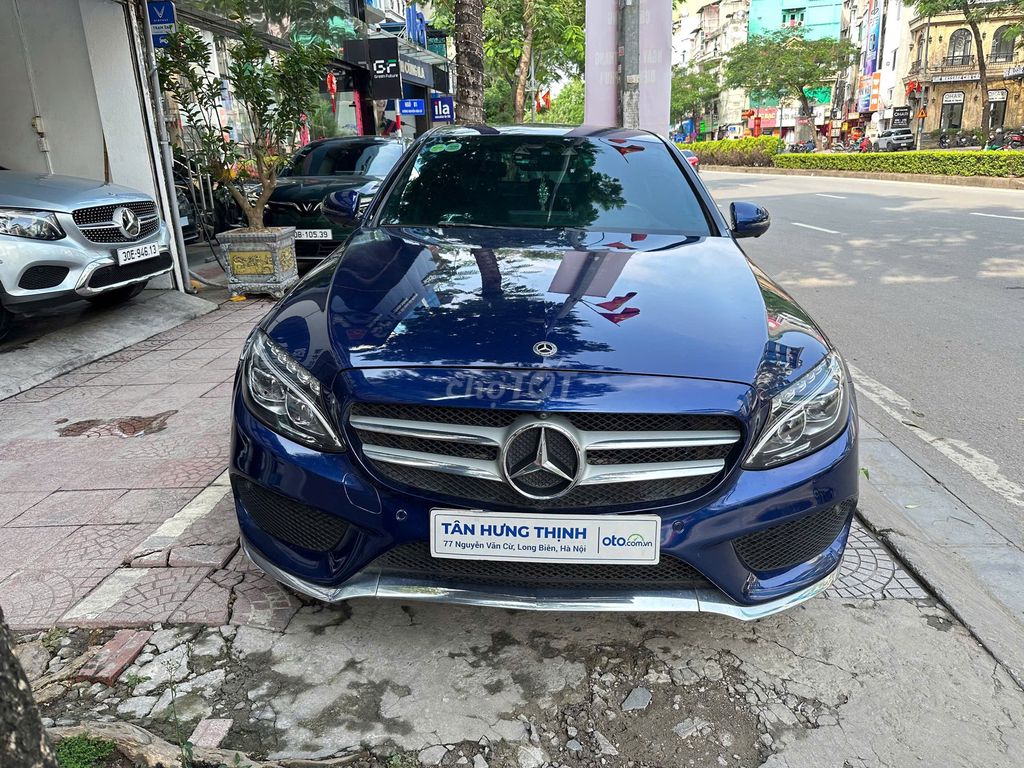 Mercedes-Benz 2018 - ảnh 1