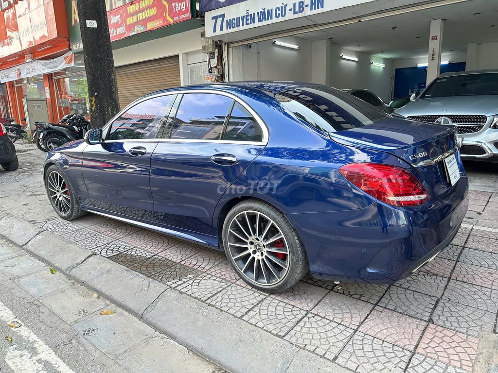 Mercedes-Benz 2018 - ảnh 3