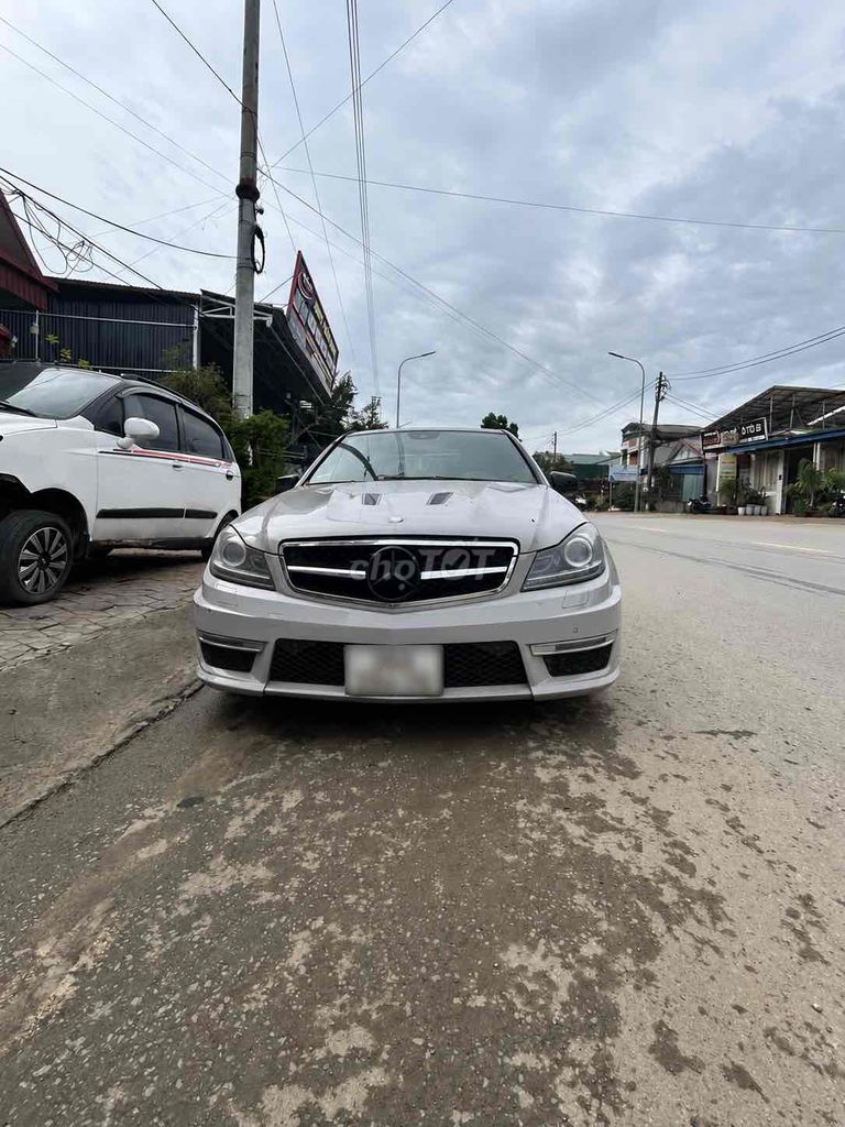 Mercedes-Benz - ảnh 2