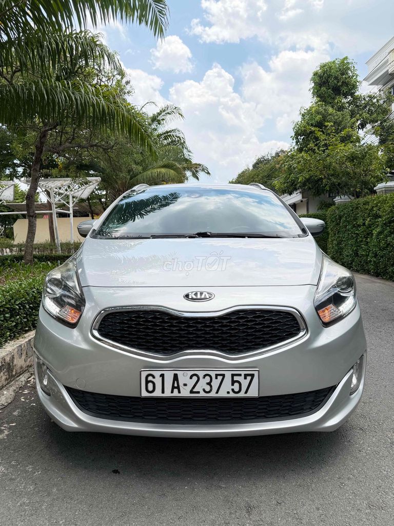 Kia Rondo 2015 - ảnh 1