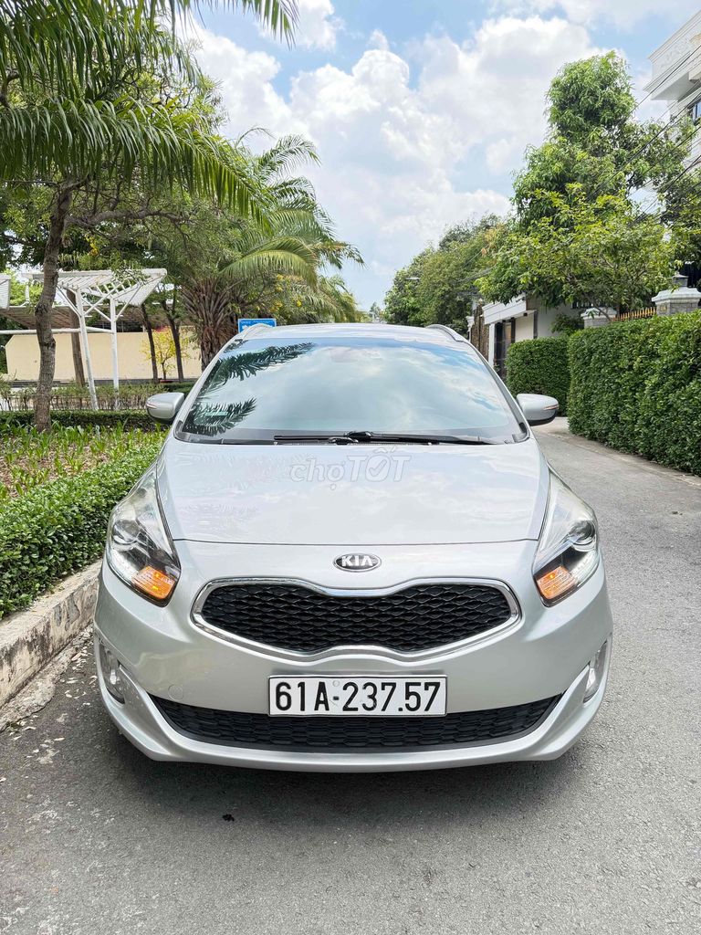 Kia Rondo 2015 - ảnh 2