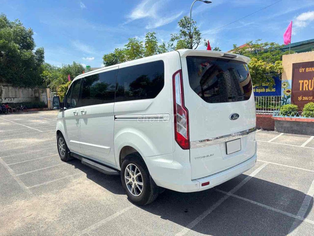 Ford Tourneo 2021 - ảnh 4