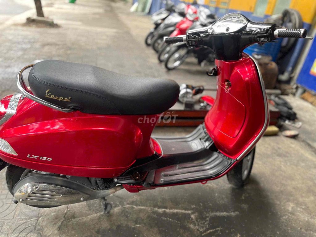 Piaggio Vespa 2011 - ảnh 3