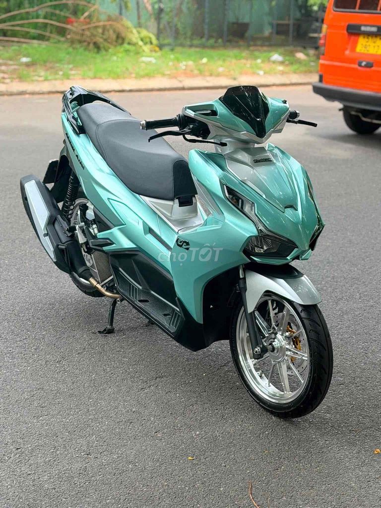 Honda Air Blade 2024 - ảnh 1