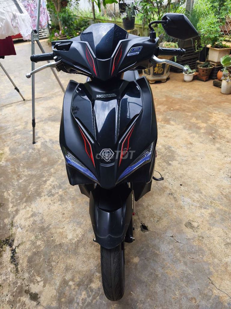 Honda Air Blade 2018 - ảnh 1