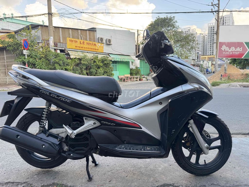 Honda Air Blade 2012 - ảnh 2