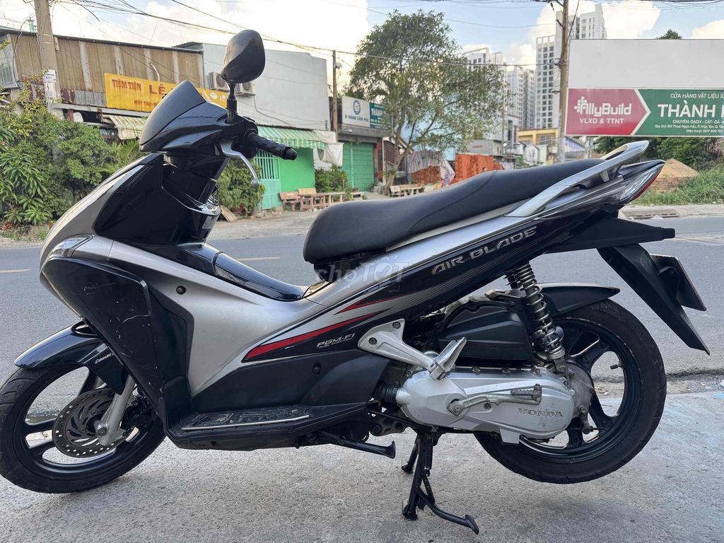 Honda Air Blade 2012 - ảnh 4