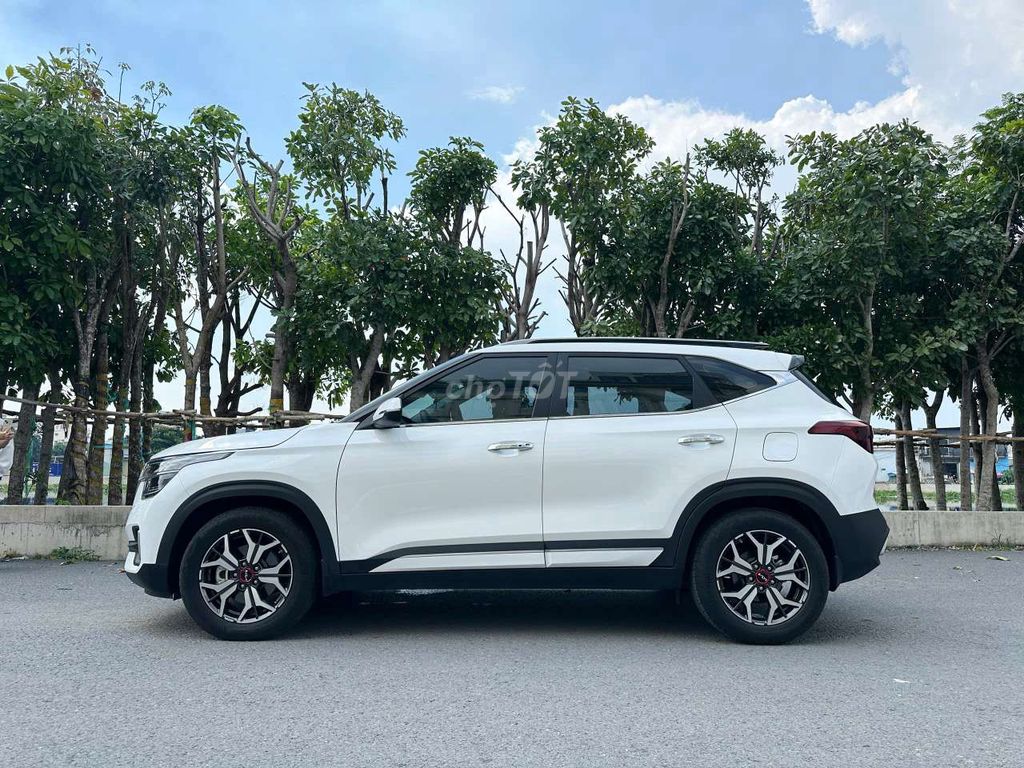 Kia Seltos 2022 - ảnh 2