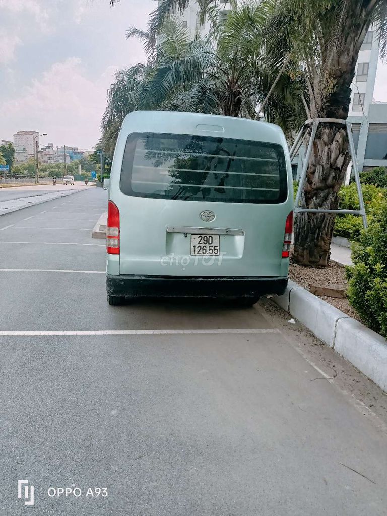 Toyota Hiace 2007 - ảnh 2
