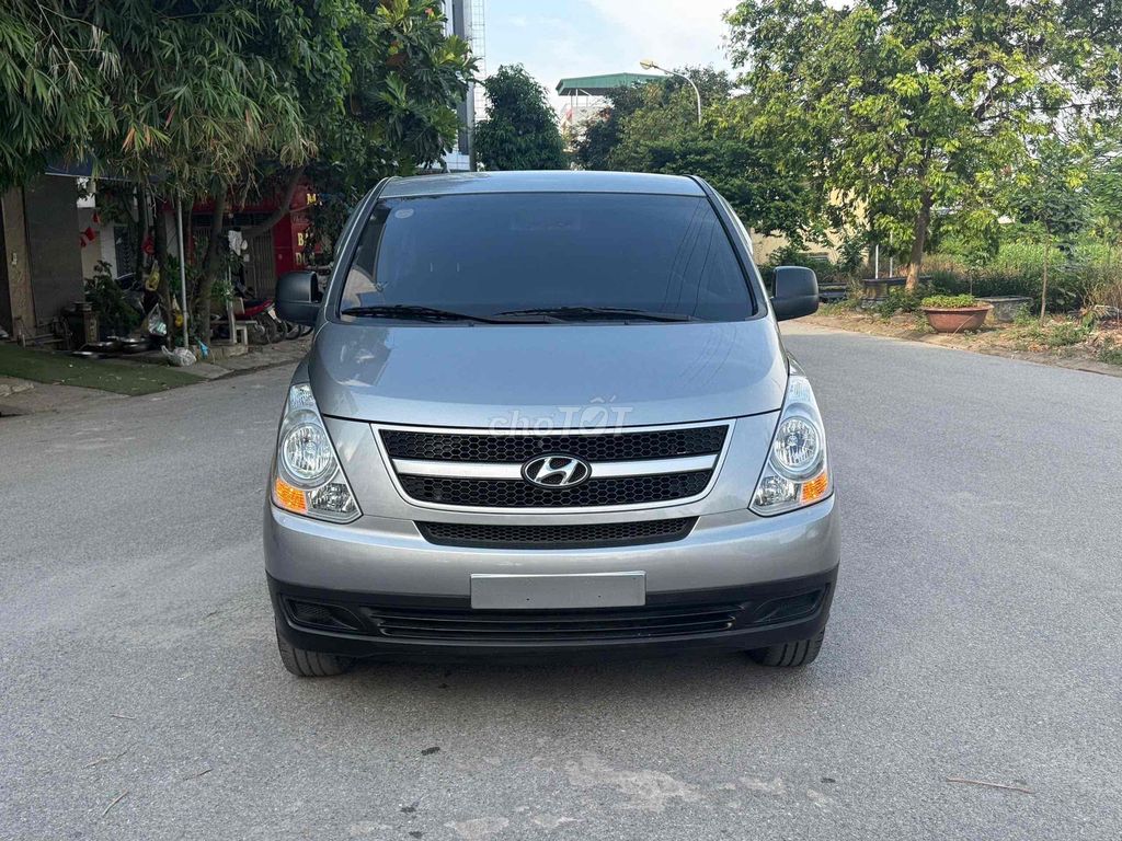 Hyundai Starex 2014 - ảnh 1