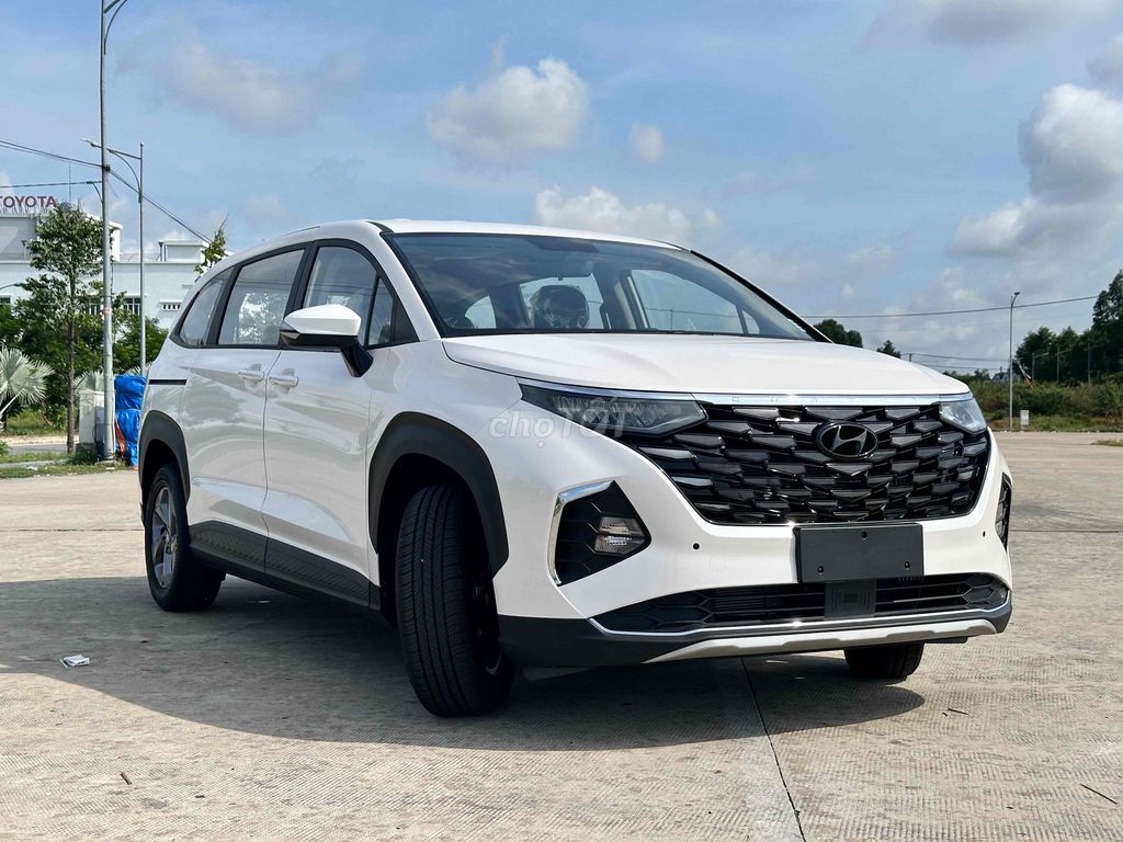 Hyundai Custin 2026 - ảnh 2
