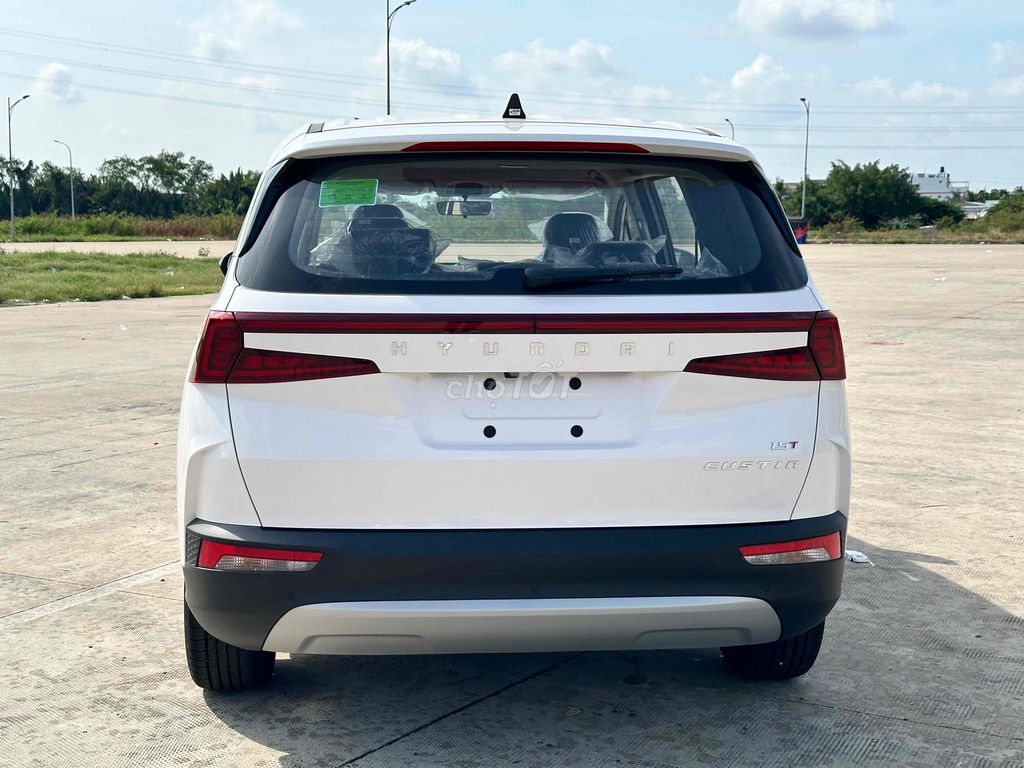 Hyundai Custin 2026 - ảnh 4